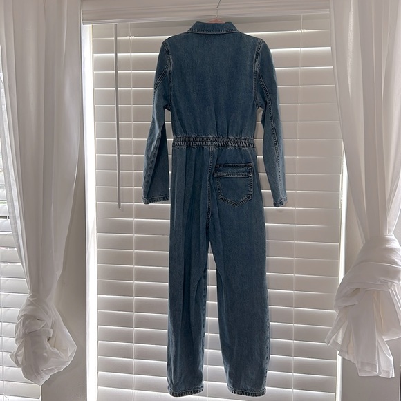 Zara jumpsuit - Picture 2 of 4